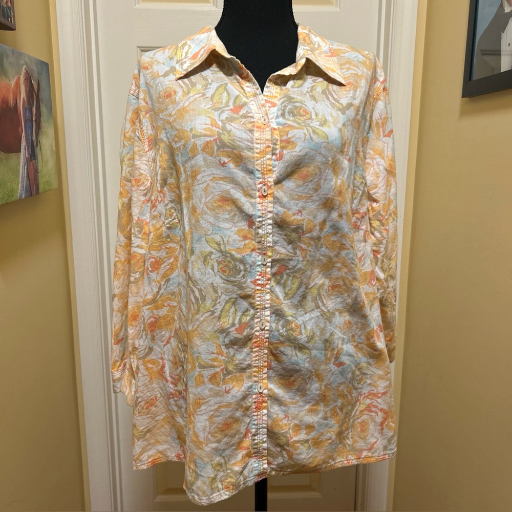 JH Collectibles Women’s Blouse with Orange and Cream Floral Design